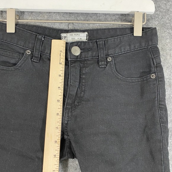 Free People Jeans 24 Black Denim Skinny Mid Rise Distressed - Picture 8 of 11